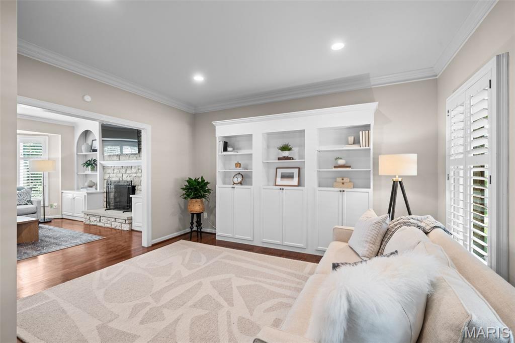 608 Westledge Court