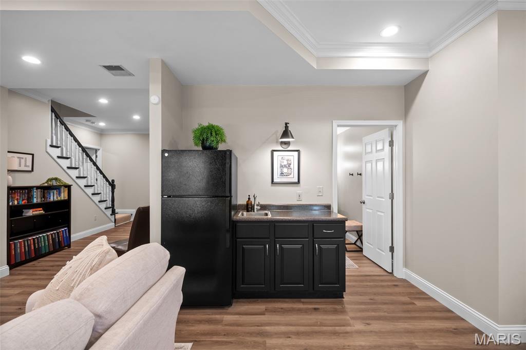 608 Westledge Court