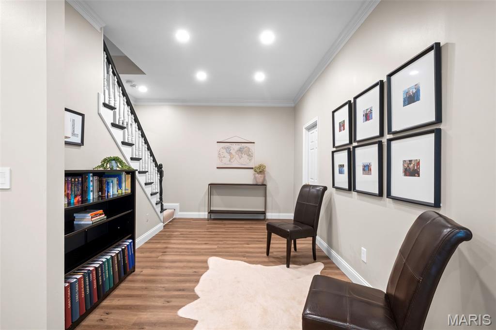 608 Westledge Court
