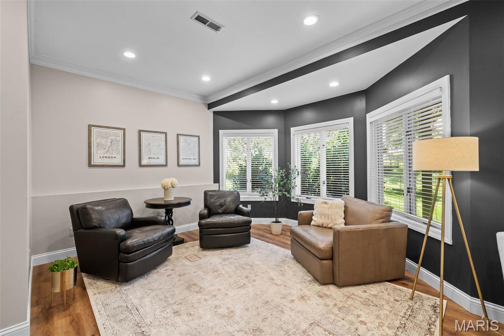 608 Westledge Court