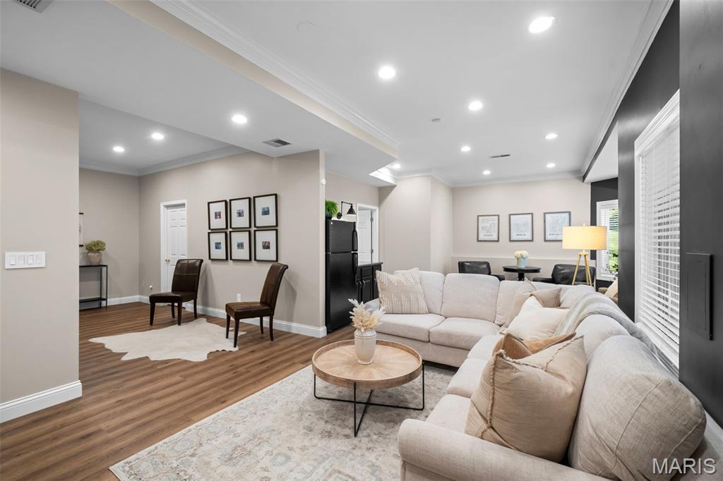 608 Westledge Court