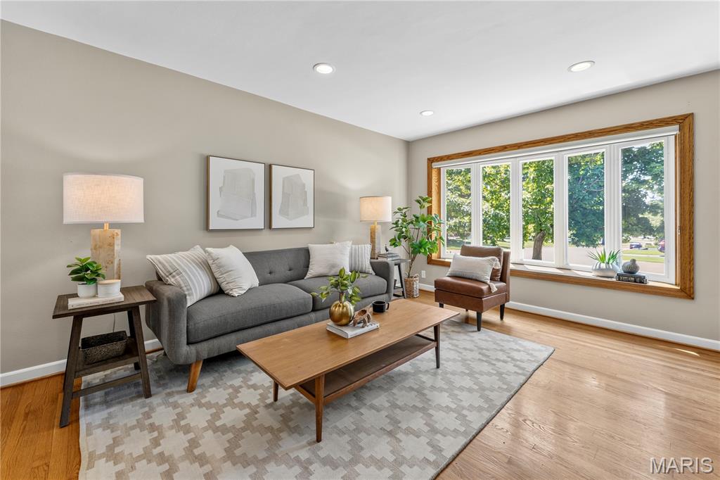 219 Sunningwell Drive