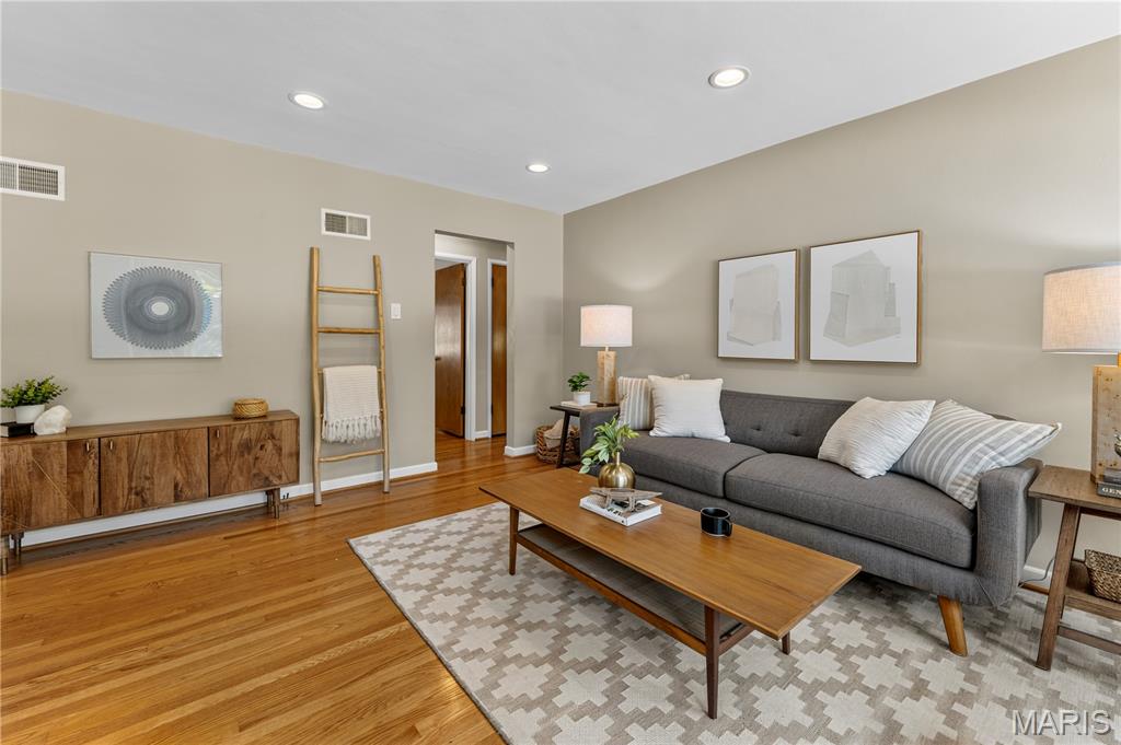 219 Sunningwell Drive