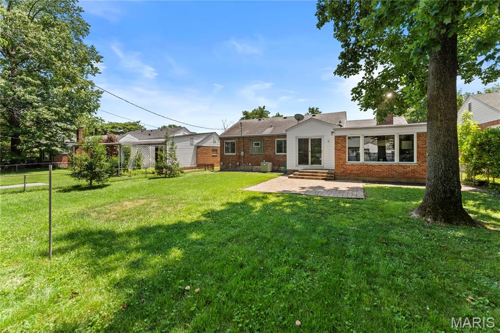 219 Sunningwell Drive