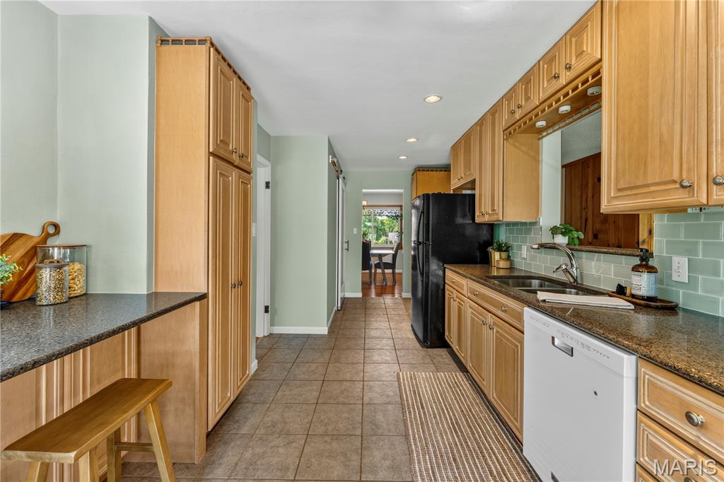 219 Sunningwell Drive