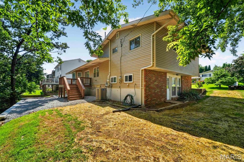 10915 Ridge Forest Drive