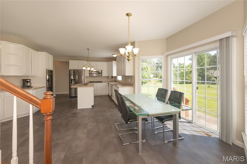 12 Chasselle Lane