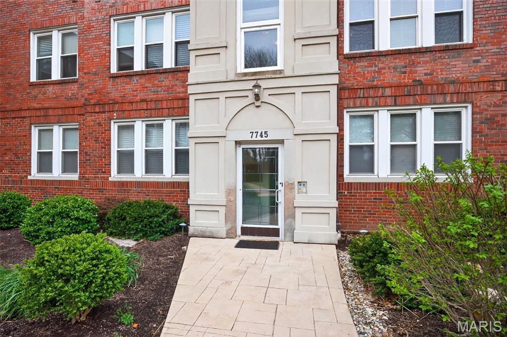 7745 Kingsbury Boulevard Unit: 22