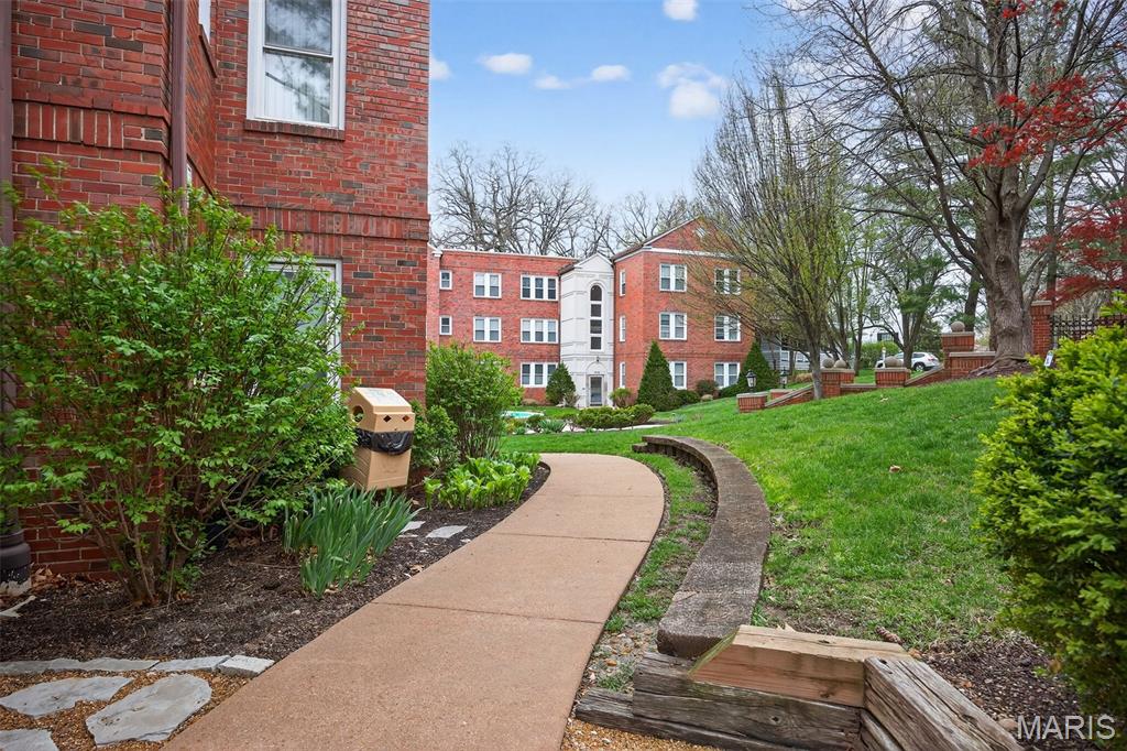 7745 Kingsbury Boulevard Unit: 22