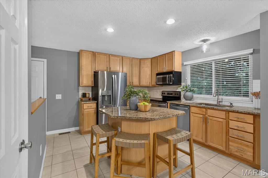 1115 Shadowoak Drive