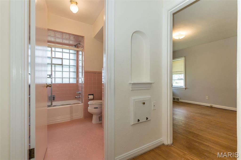 9903 Vasel Drive