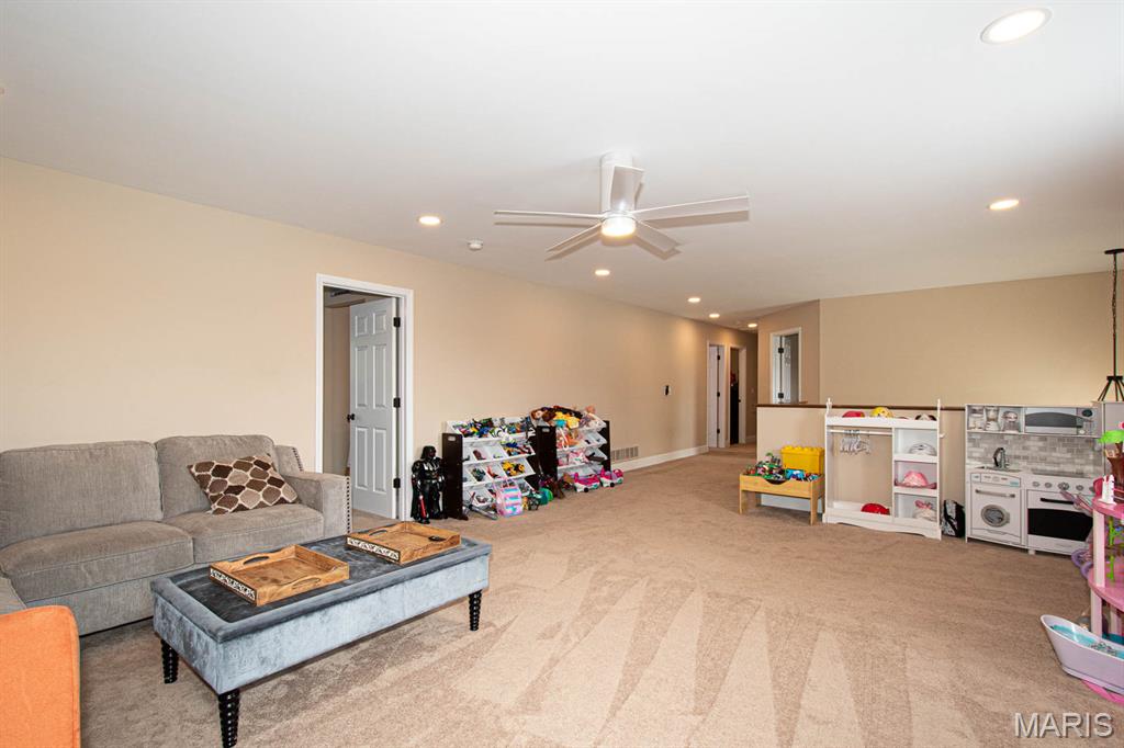 533 Weidman Road