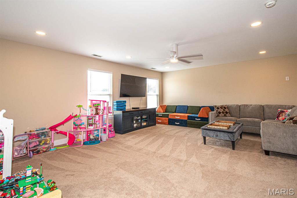 533 Weidman Road