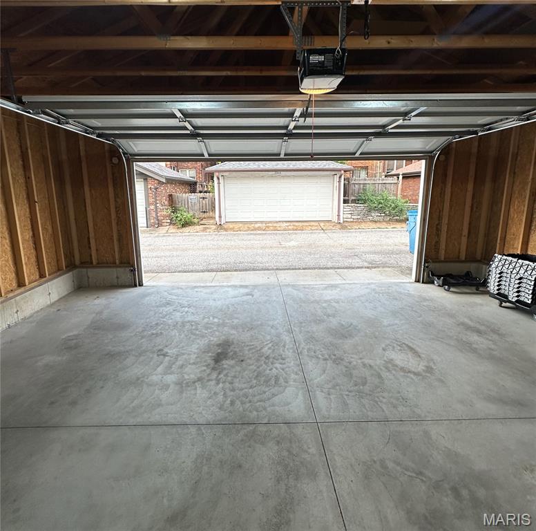 3951 Bowen Street