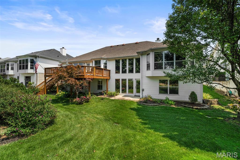 752 Hawk Run Drive