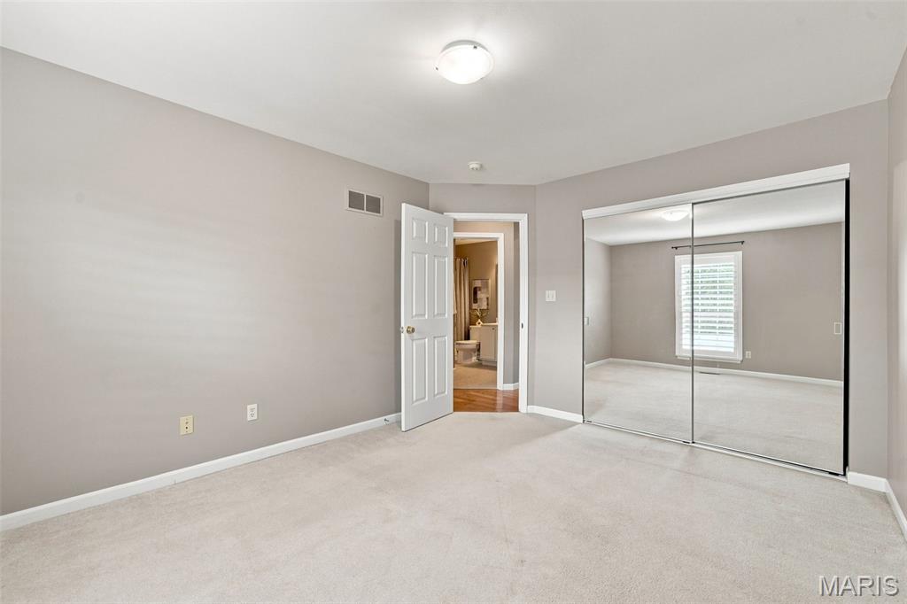 752 Hawk Run Drive