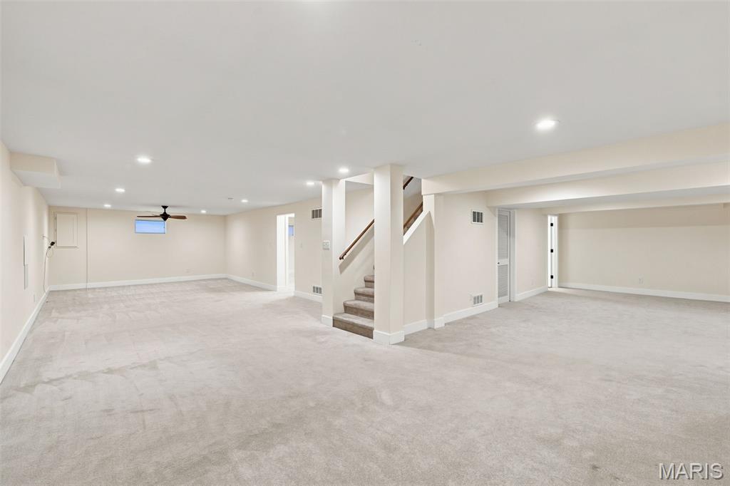 4874 Vermilion Drive