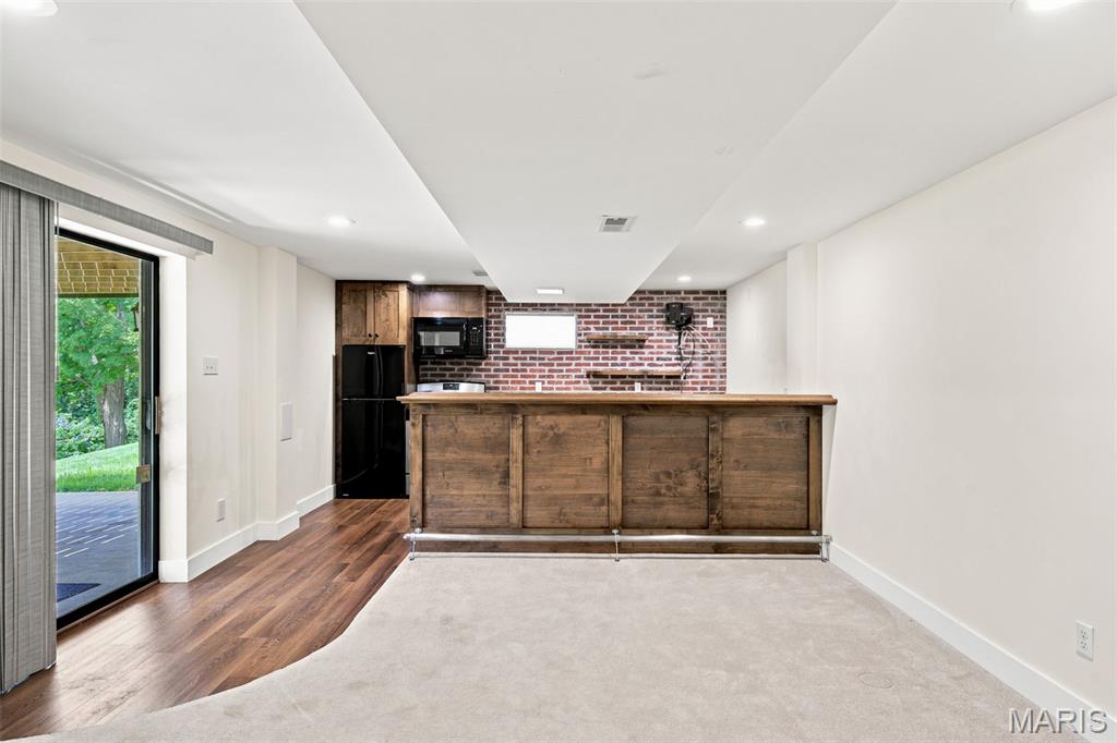 4874 Vermilion Drive