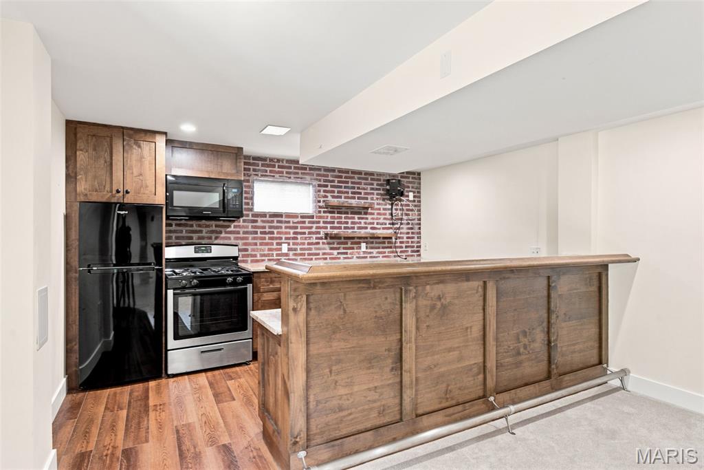 4874 Vermilion Drive