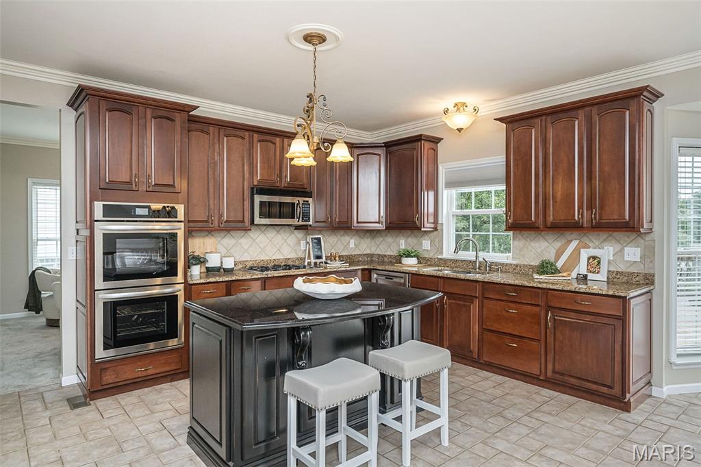 1517 Indian Hill Lane