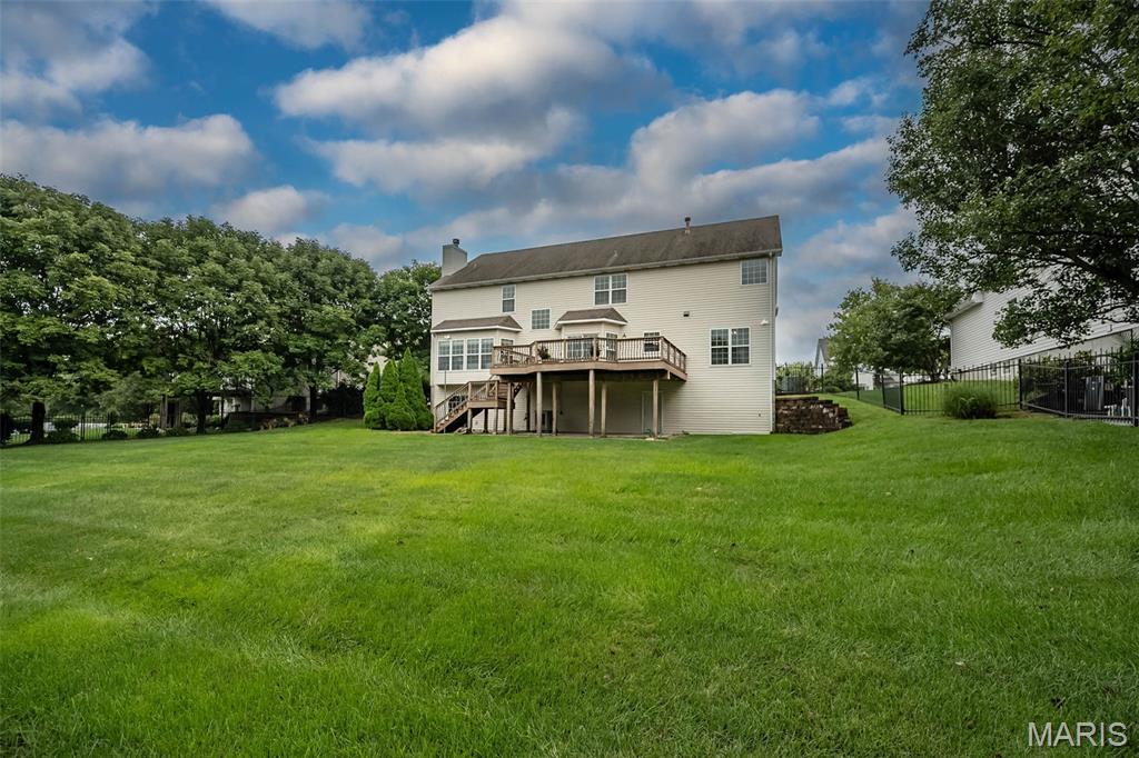 1517 Indian Hill Lane