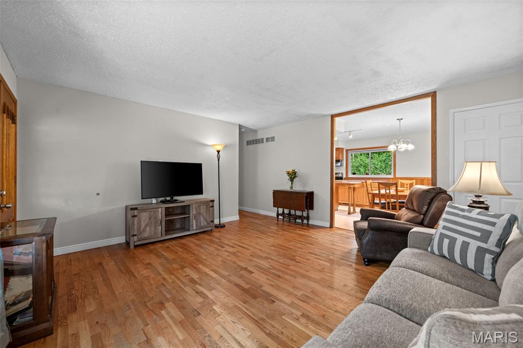 1756 Round Robin Court