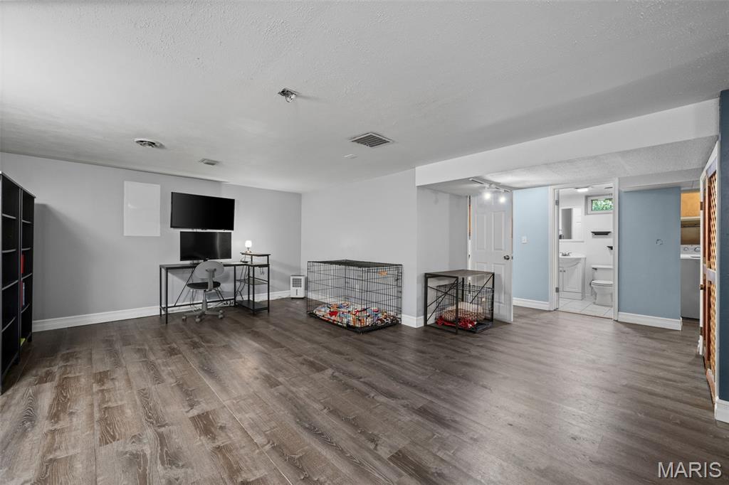 1756 Round Robin Court