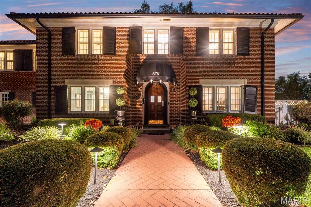7101 Delmar Boulevard