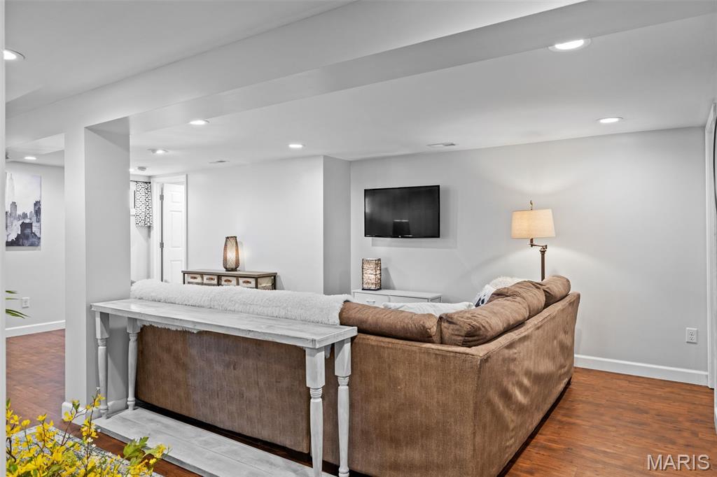 223 Shadyoak Drive