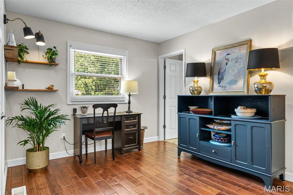223 Shadyoak Drive