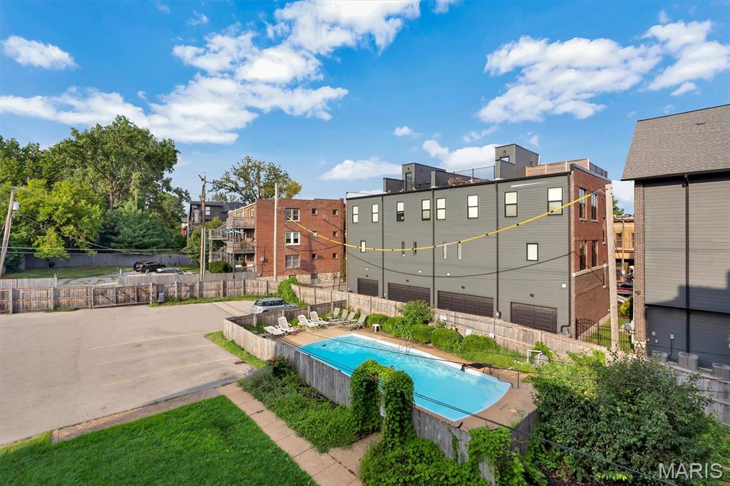 4309 Maryland Avenue Unit: 10B
