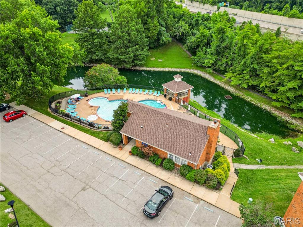 1920 Hunting Lake Court Unit: 102