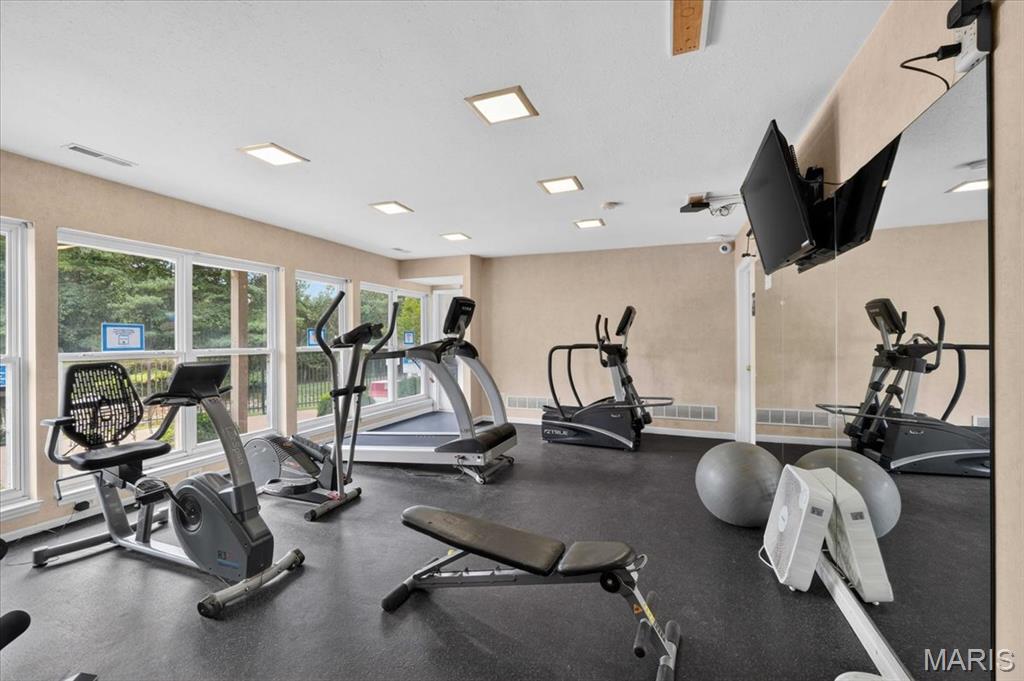 1920 Hunting Lake Court Unit: 102