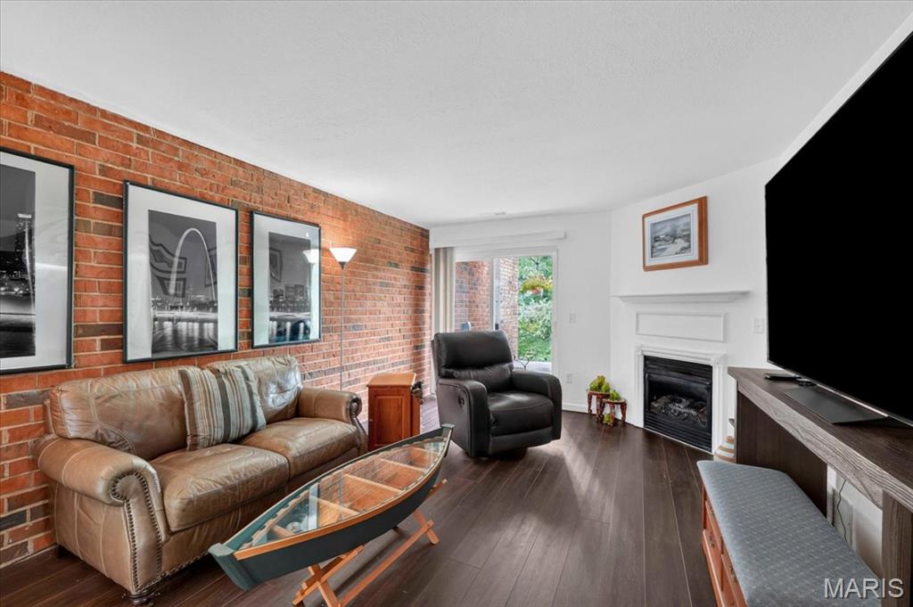 1920 Hunting Lake Court Unit: 102