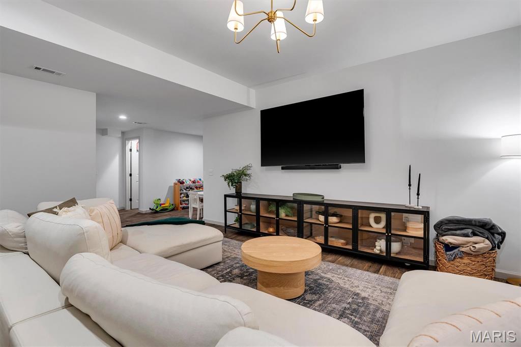854 Nardin Drive