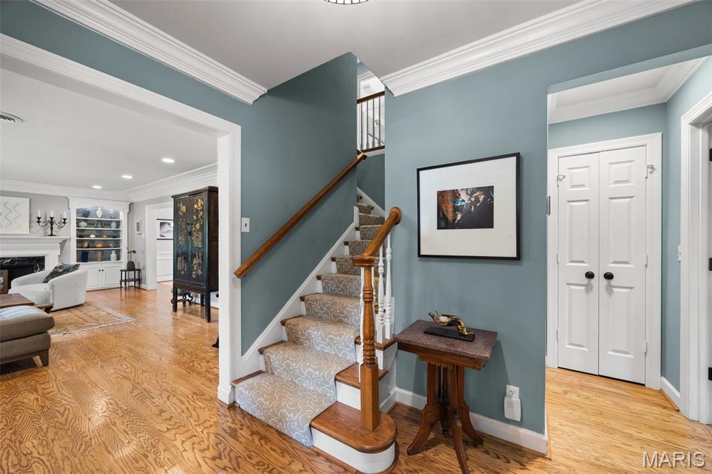 2 Middlebrook Lane