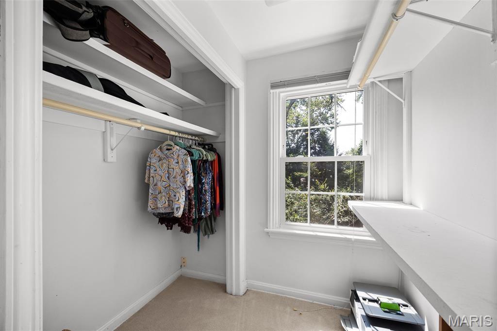 2 Middlebrook Lane