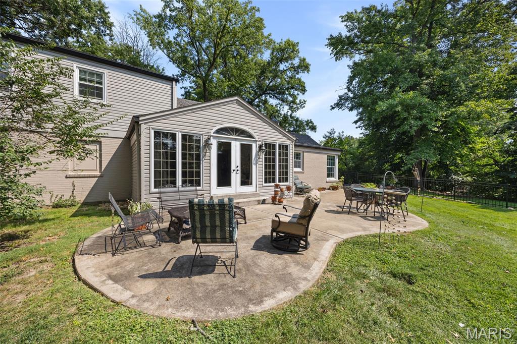 2 Middlebrook Lane
