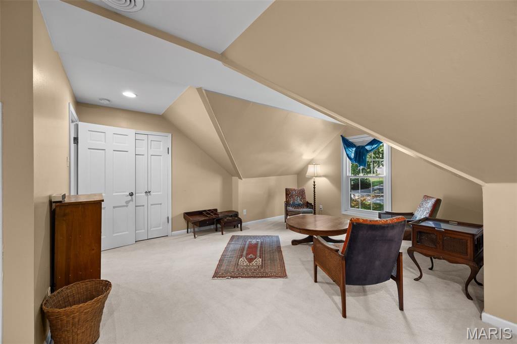 2 Middlebrook Lane