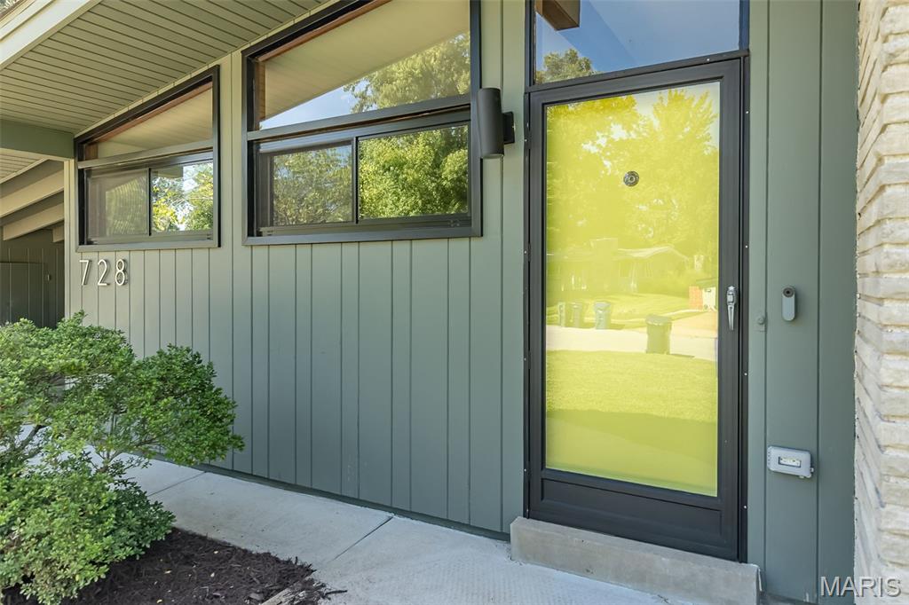 728 Hutchins Drive