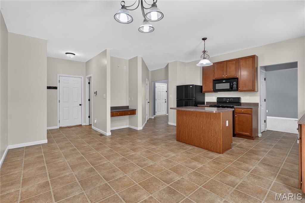546 Springhurst Parkway