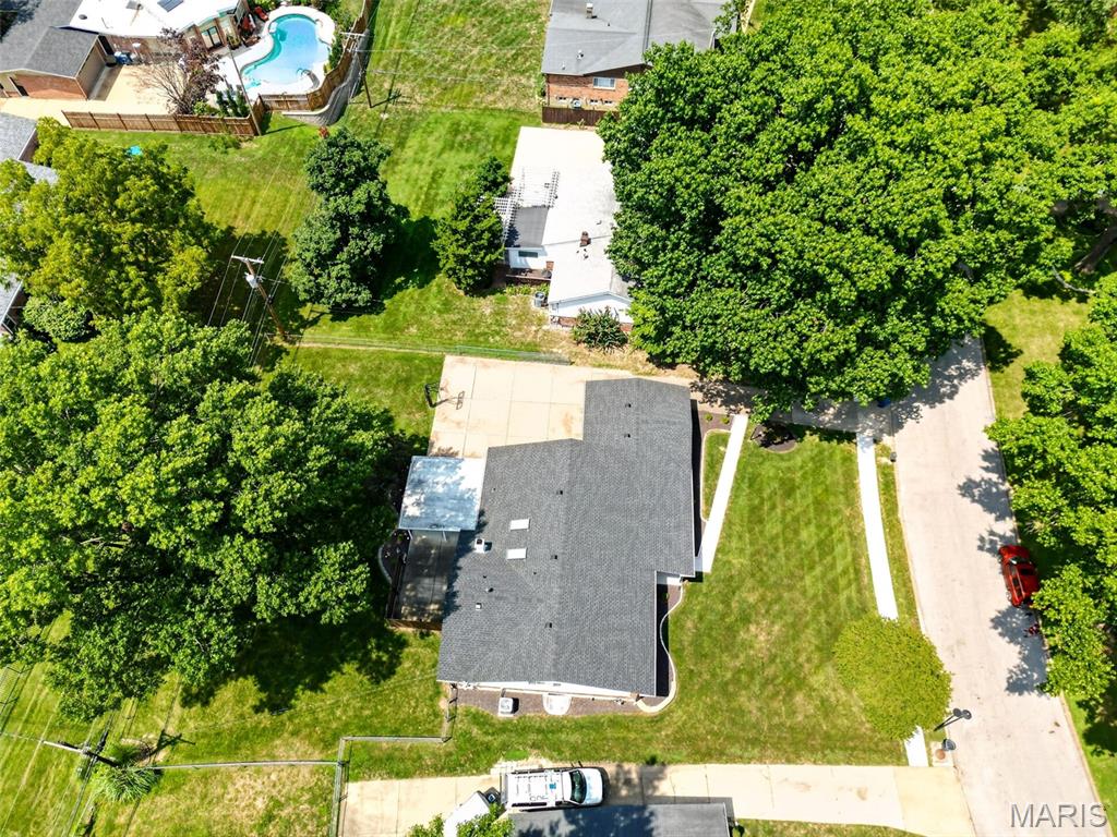 408 Algonquin Drive