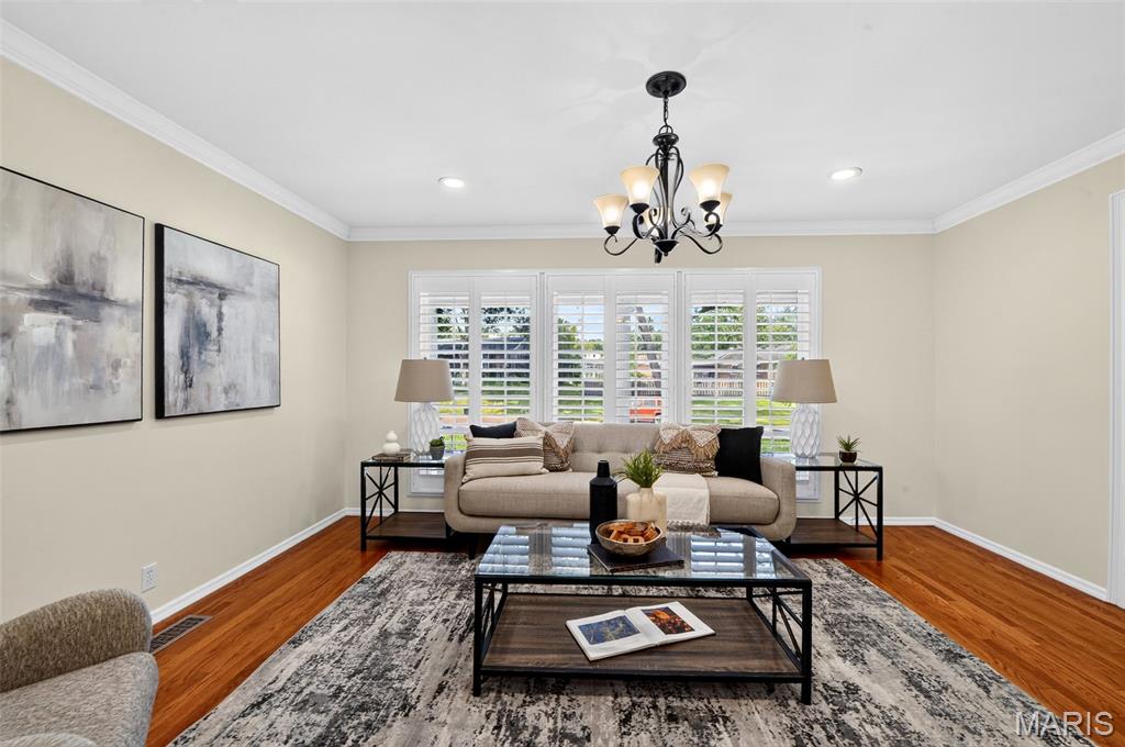 408 Algonquin Drive