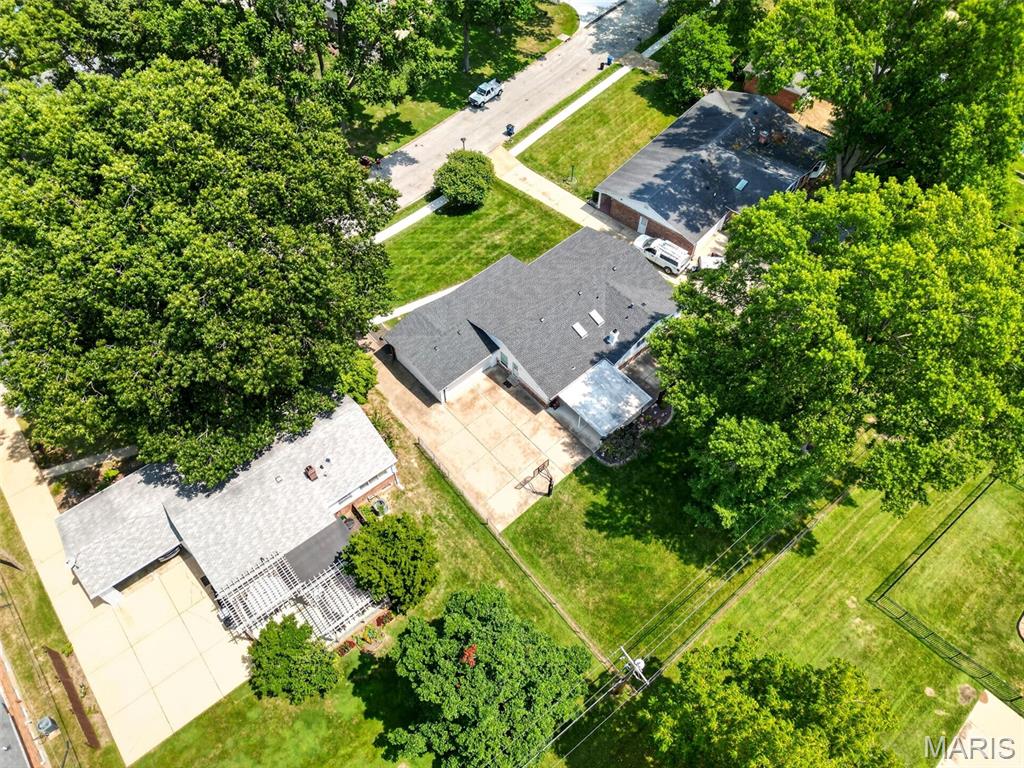 408 Algonquin Drive