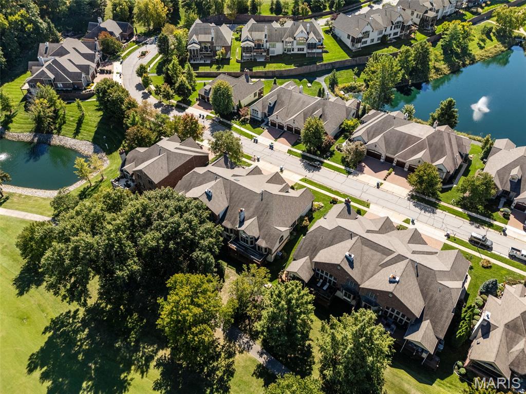 278 Meadowbrook Country Club Estate
