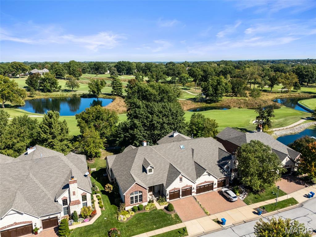 278 Meadowbrook Country Club Estate