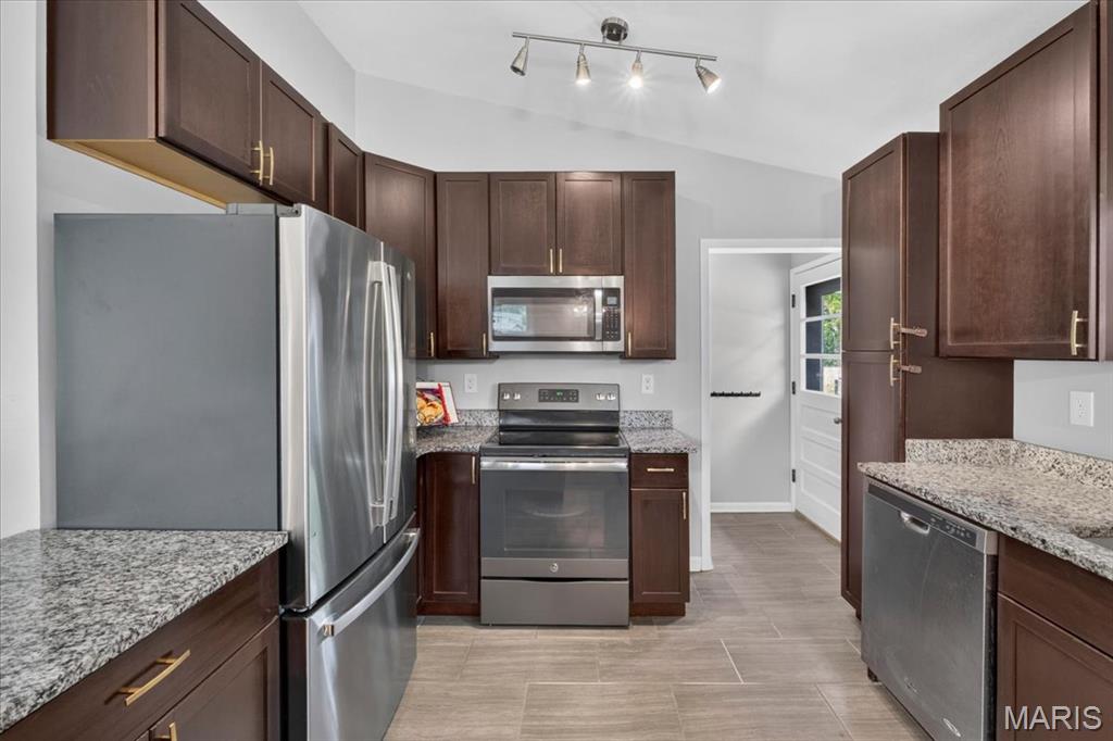 628 Sessions Avenue