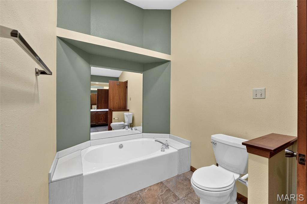 2432 Evergreen Forest Court