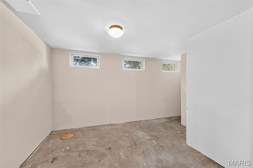 2432 Evergreen Forest Court