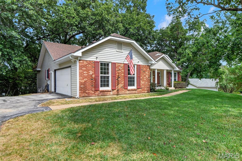 2432 Evergreen Forest Court